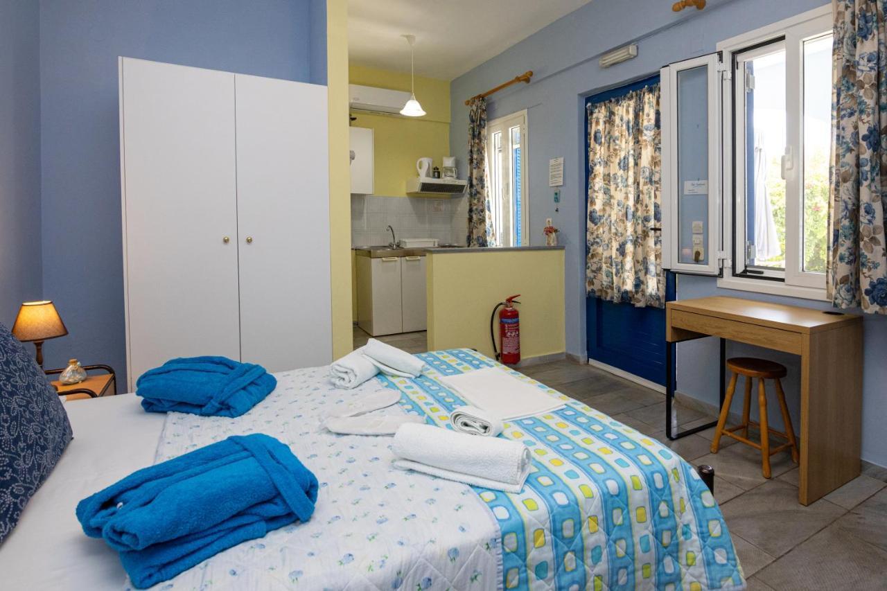 Irini Studios In Tinos Agios Ioannis  Exterior photo