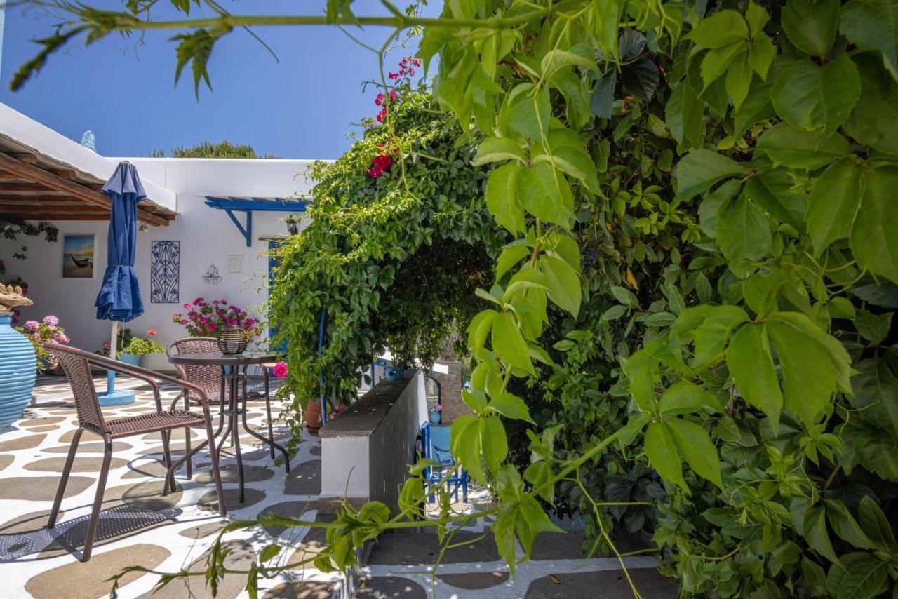 Irini Studios In Tinos Agios Ioannis  Exterior photo