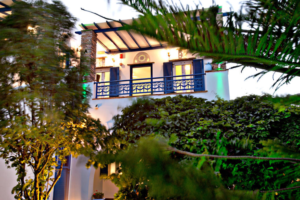 Irini Studios In Tinos Agios Ioannis  Exterior photo