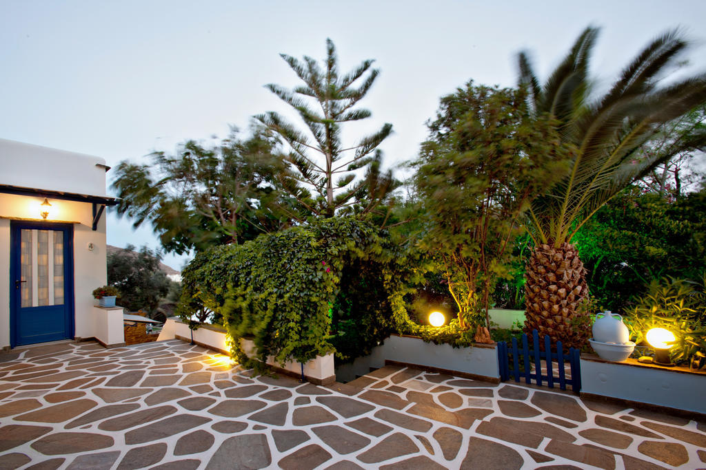 Irini Studios In Tinos Agios Ioannis  Exterior photo